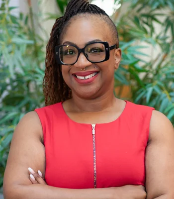 Portrait of Candiss Cervantes, Agent.